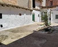 Resale - villa - Real