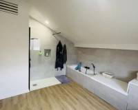 Resale - villa - Serra