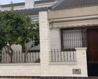 Resale - villa - Torre de la Horadada