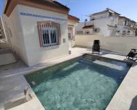Resale - villa - Torrevieja - Aguas Nuevas