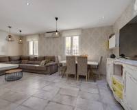 Resale - villa - Torrevieja - Centro