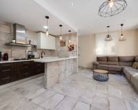 Resale - villa - Torrevieja - Centro
