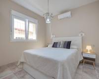 Resale - villa - Torrevieja - Centro