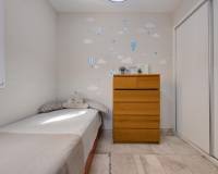 Resale - villa - Torrevieja - Centro