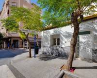 Resale - villa - Torrevieja - Centro