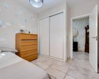 Resale - villa - Torrevieja - Centro