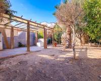 Resale - villa - Torrevieja Centro