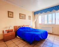 Resale - villa - Torrevieja Centro