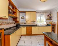 Resale - villa - Torrevieja - La Mata