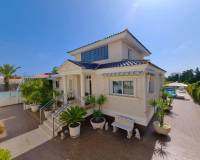 Resale - VILLA - Torrevieja - La Mata
