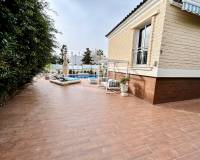 Resale - VILLA - Torrevieja - La Mata