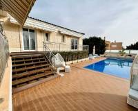 Resale - VILLA - Torrevieja - La Mata