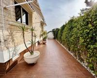 Resale - VILLA - Torrevieja - La Mata