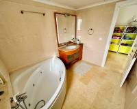 Resale - VILLA - Torrevieja - La Mata