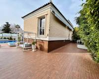 Resale - VILLA - Torrevieja - La Mata