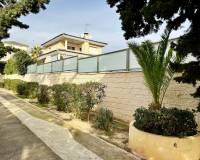 Resale - VILLA - Torrevieja - La Mata