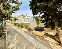 Resale - VILLA - Torrevieja - La Mata