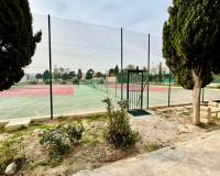 Resale - VILLA - Torrevieja - La Mata