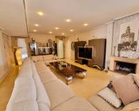 Resale - villa - Torrevieja - La Mata