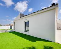 Resale - villa - Torrevieja - LA SIESTA