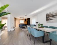 Resale - villa - Torrevieja - LA SIESTA