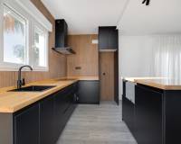 Resale - villa - Torrevieja - LA SIESTA