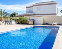 Resale - villa - Torrevieja - LA SIESTA