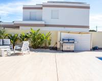 Resale - villa - Torrevieja - LA SIESTA