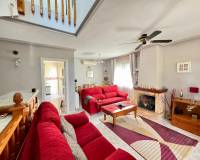 Resale - villa - Torrevieja - Los altos