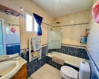 Resale - villa - Torrevieja - Los altos