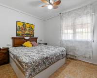 Resale - villa - Torrevieja - Los balcones