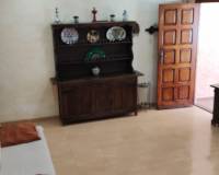 Resale - villa - Torrevieja - Playa de los Locos
