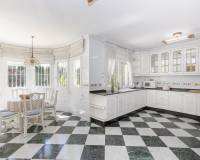 Resale - villa - Torrevieja - Torreta florida