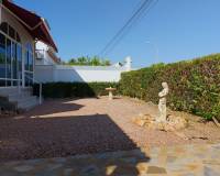 Resale - villa - Torrevieja - Urbanización San Luis