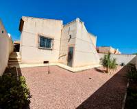 Resale - - VILLA - Torrevieja - Urbanización San Luis