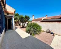 Resale - - VILLA - Torrevieja - Urbanización San Luis