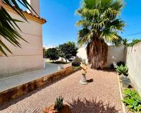 Resale - - VILLA - Torrevieja - Urbanización San Luis