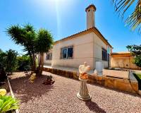 Resale - - VILLA - Torrevieja - Urbanización San Luis