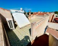 Resale - - VILLA - Torrevieja - Urbanización San Luis