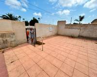 Resale - - VILLA - Torrevieja - Urbanización San Luis