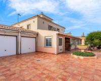 Resale - villa - Torrevieja
