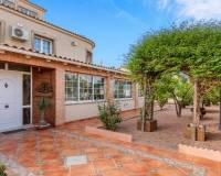 Resale - villa - Torrevieja