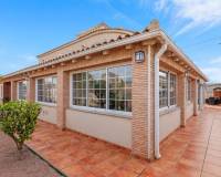 Resale - villa - Torrevieja