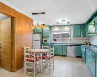 Resale - villa - Torrevieja