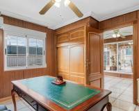 Resale - villa - Torrevieja