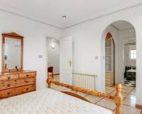 Resale - villa - Torrevieja