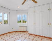 Resale - villa - Torrevieja