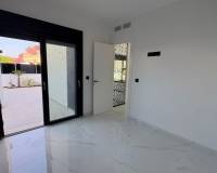 Resale - villa - Torrevieja