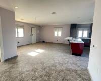 Resale - villa - Torrevieja