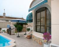 Resale - villa - Torrevieja